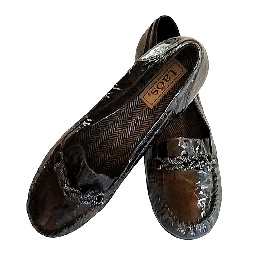 TAOS Patent Burgundy Leather Braided Chain Wedge